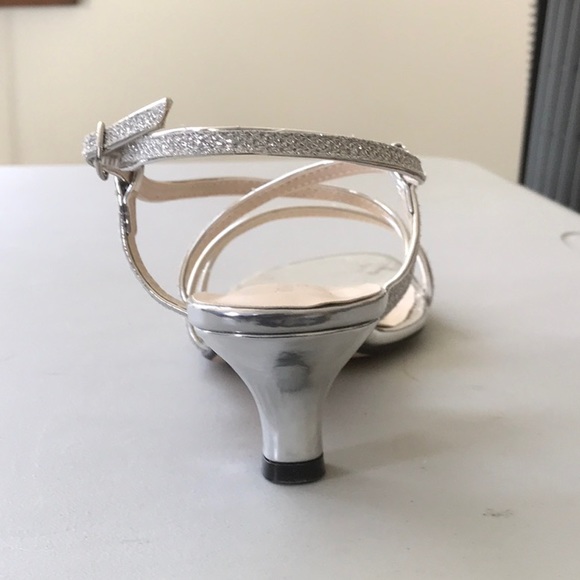 Touch Ups by Benjamin Walk. Maisie Sandal. - Picture 5 of 5